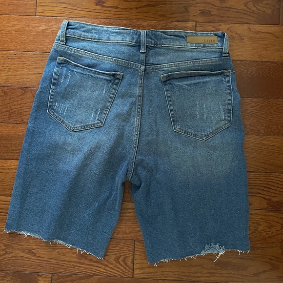 High Waist Denim Bermuda Shorts - Picture 2 of 3